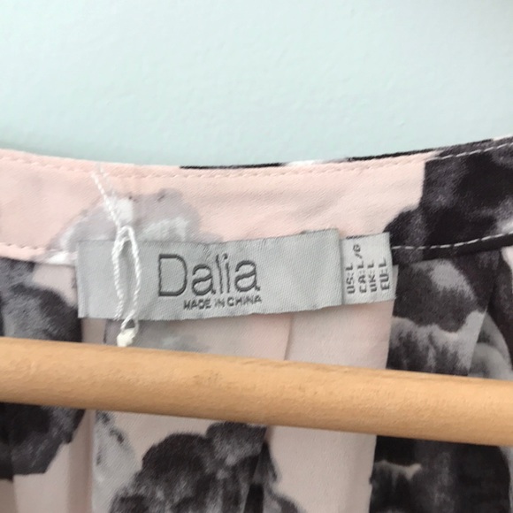 Blouse - Picture 3 of 3